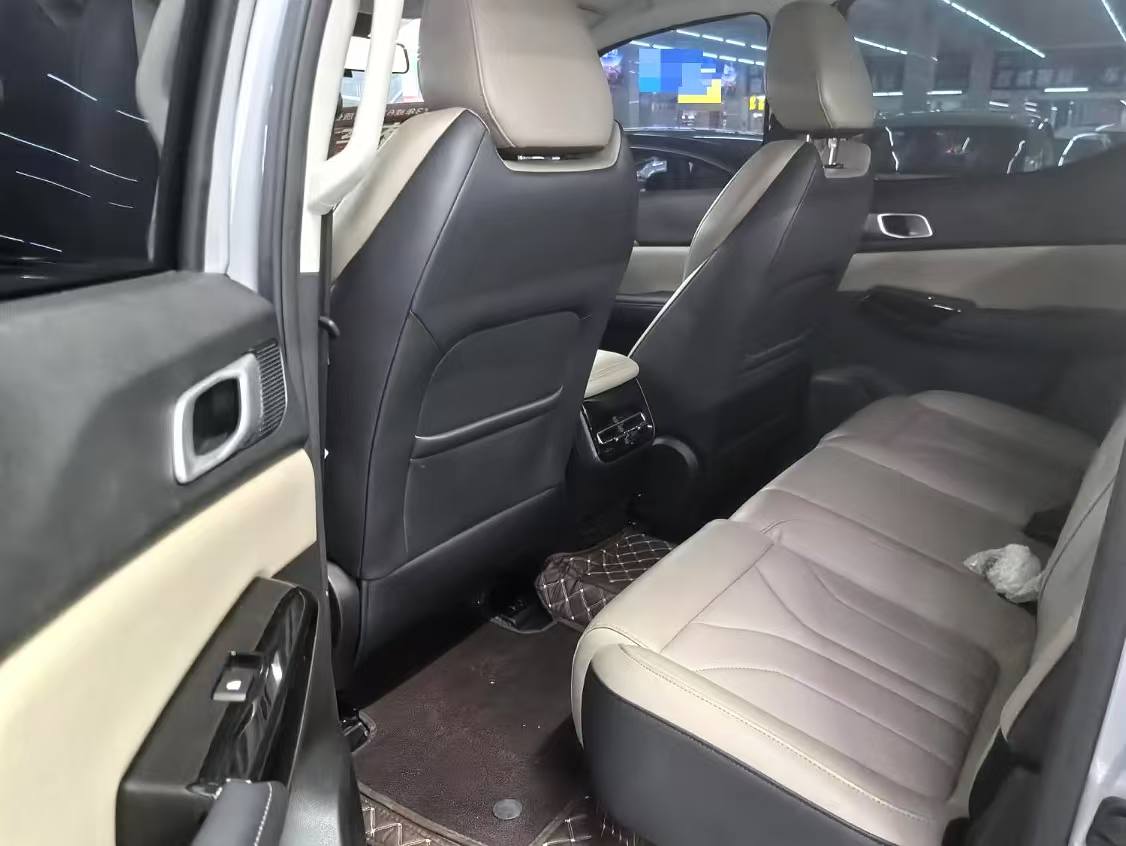 Changan 2024 Hunter Knight Edition Leading Type dual-motor four-wheel Drive Standard Box 2.0T automatic transmission