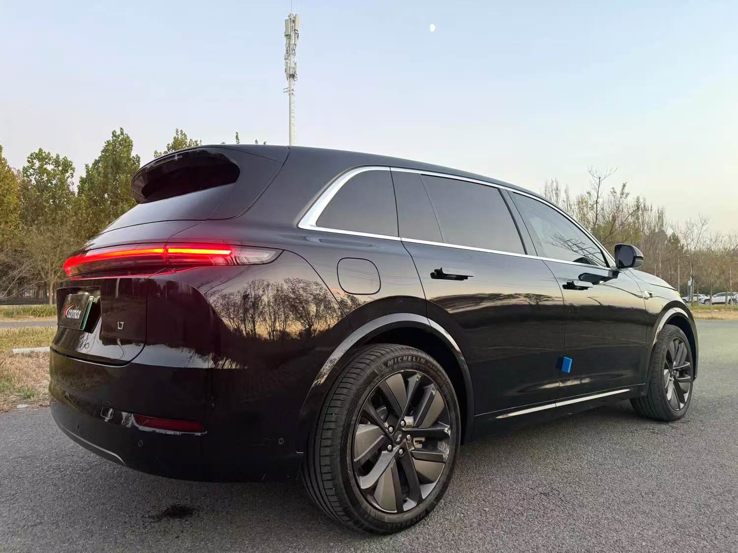 Ideal L7 Max Intelligent Refresh Edition - Automatic Transmission. Registration date: 2025-05. Mileage: 4000km.