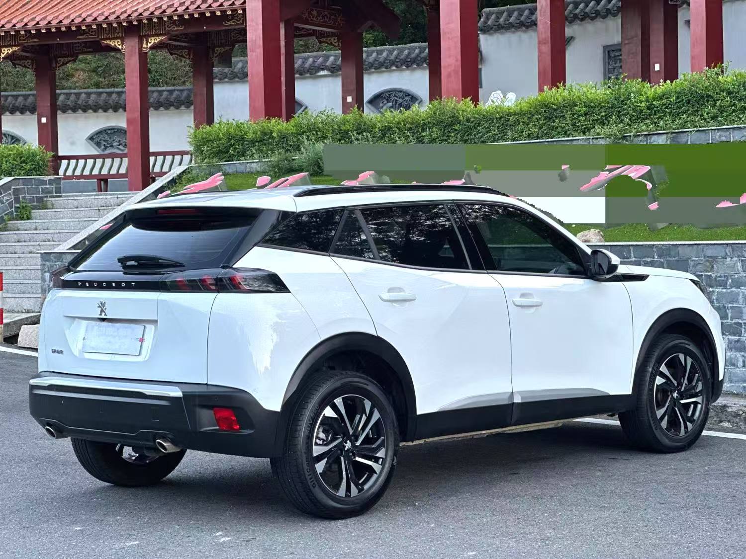 Peugeot 2008 1.2THP 230THP THE ONE Auto