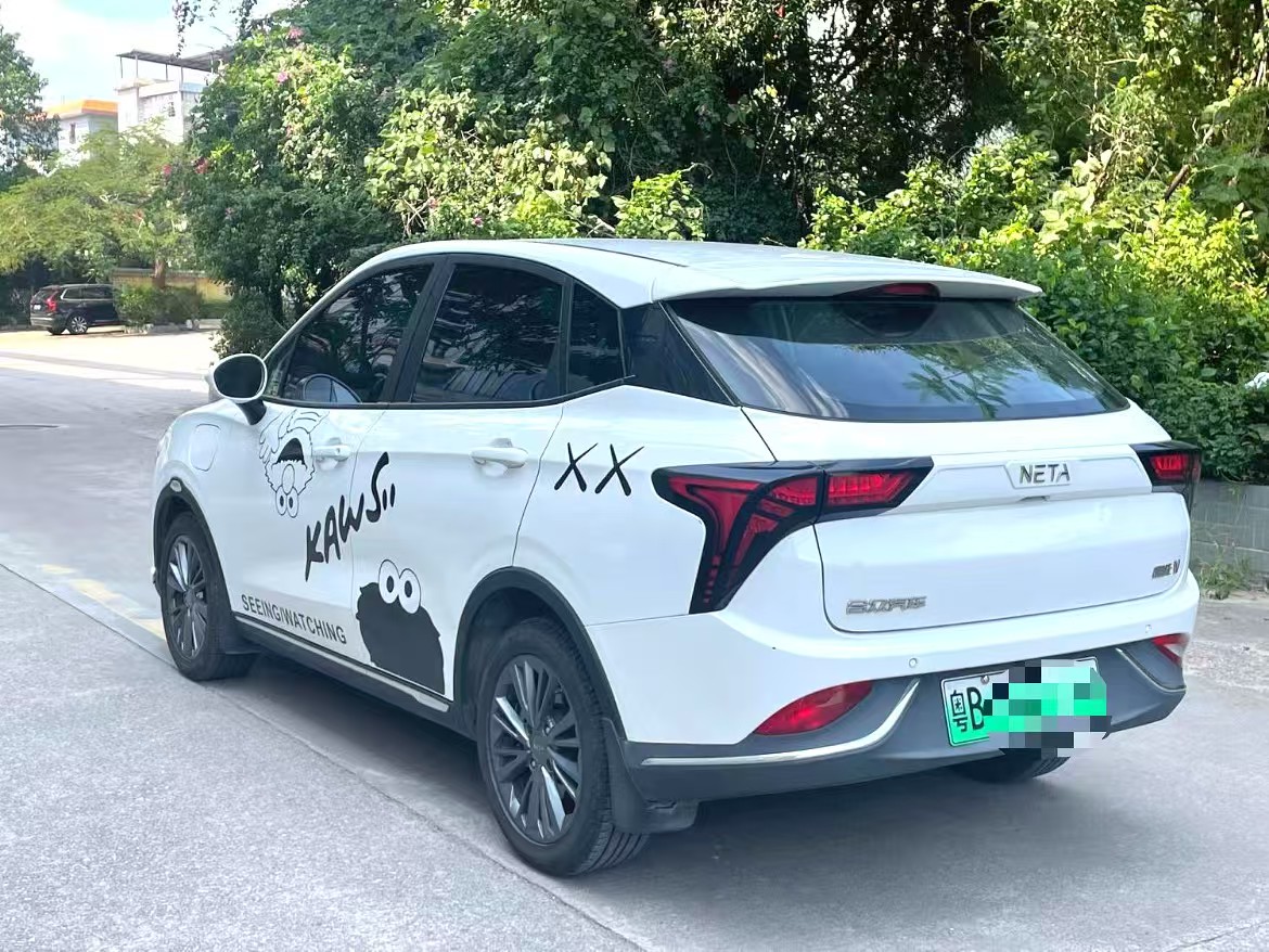 Nezha V Trend 2022 model 400 Lite automatic transmission