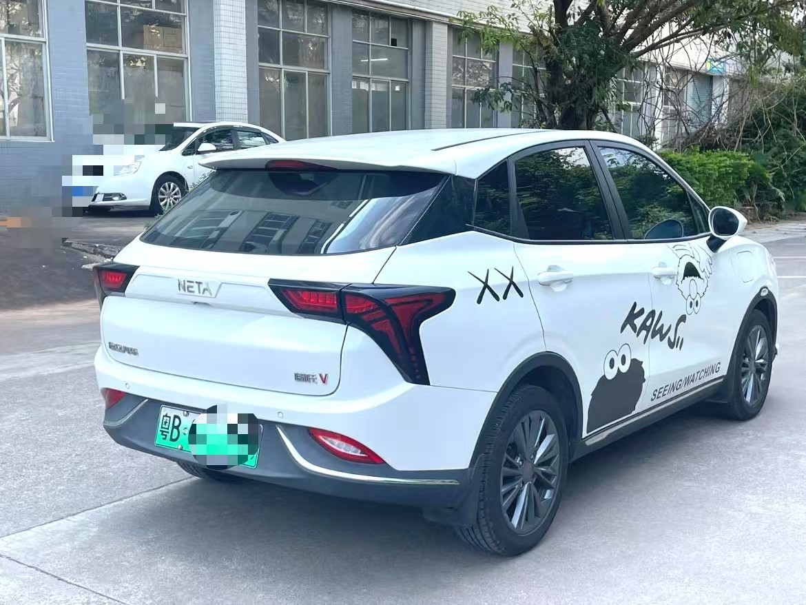 Nezha V Trend 2022 model 400 Lite automatic transmission