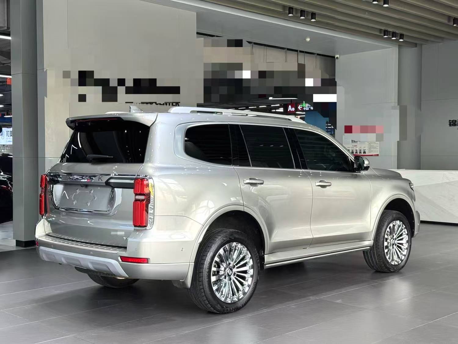 The registration time for the 2022 model of the Tank 500 3.0T 48V Business Edition Zaojing 7-seat automatic Transmission is October 2022