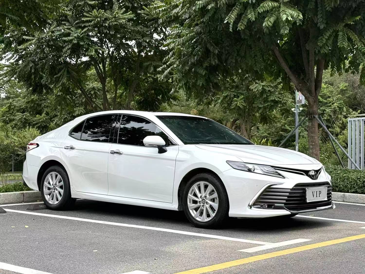 Toyota Camry 2021 2.0 CVT Luxury Edition Automatic Transmission