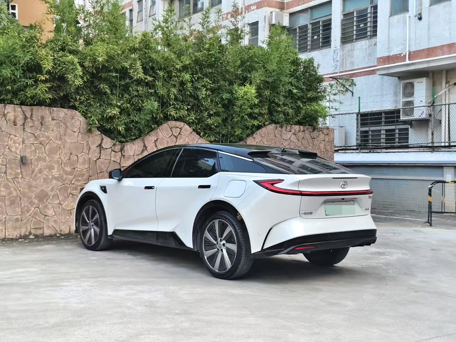 Toyota BZ5 550pro Smart Travel Edition 2025 Automatic Transmission