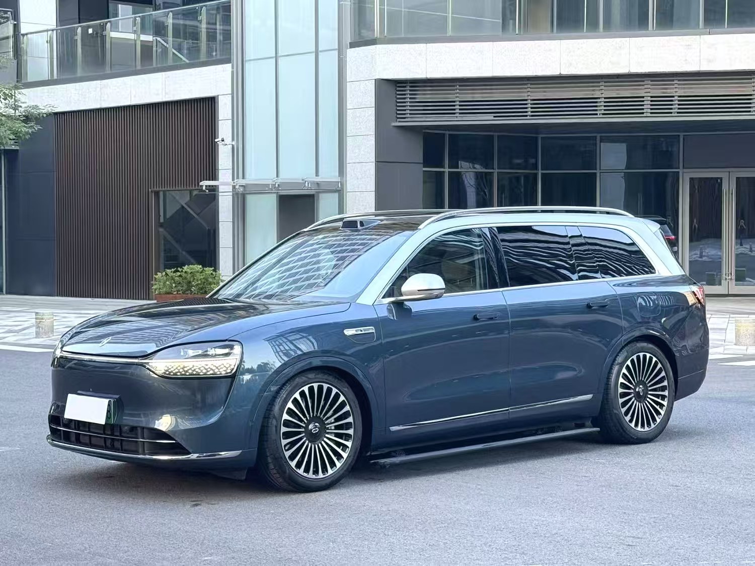 AITO 2024 Askui M9 Extended Range Ultra Edition 52kWh 5-seat Automatic transmission