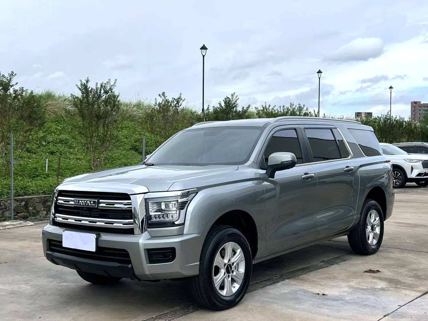 Haval H5 2023 2.0T four-wheel drive diesel Leading Automatic transmission