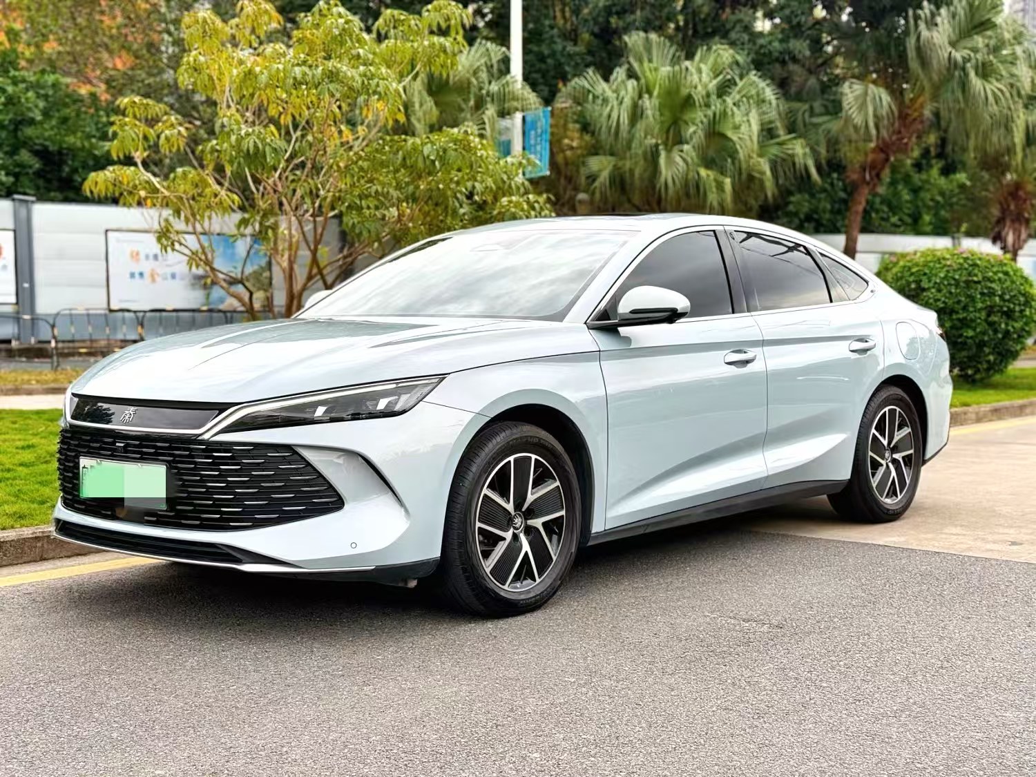 Byd Qin LDM-i 2024 model 1.5CVT 120km Overdrive Automatic Transmission