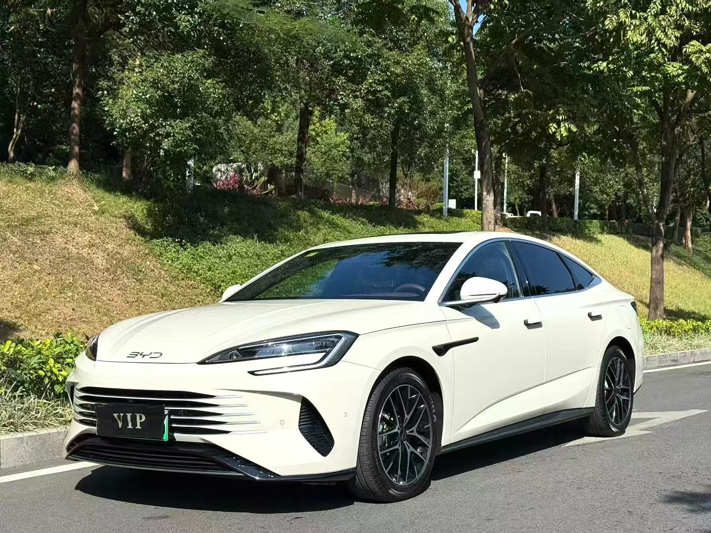 Byd Seal 07 DM-i 1.5CVT 125km Premium Automatic Transmission