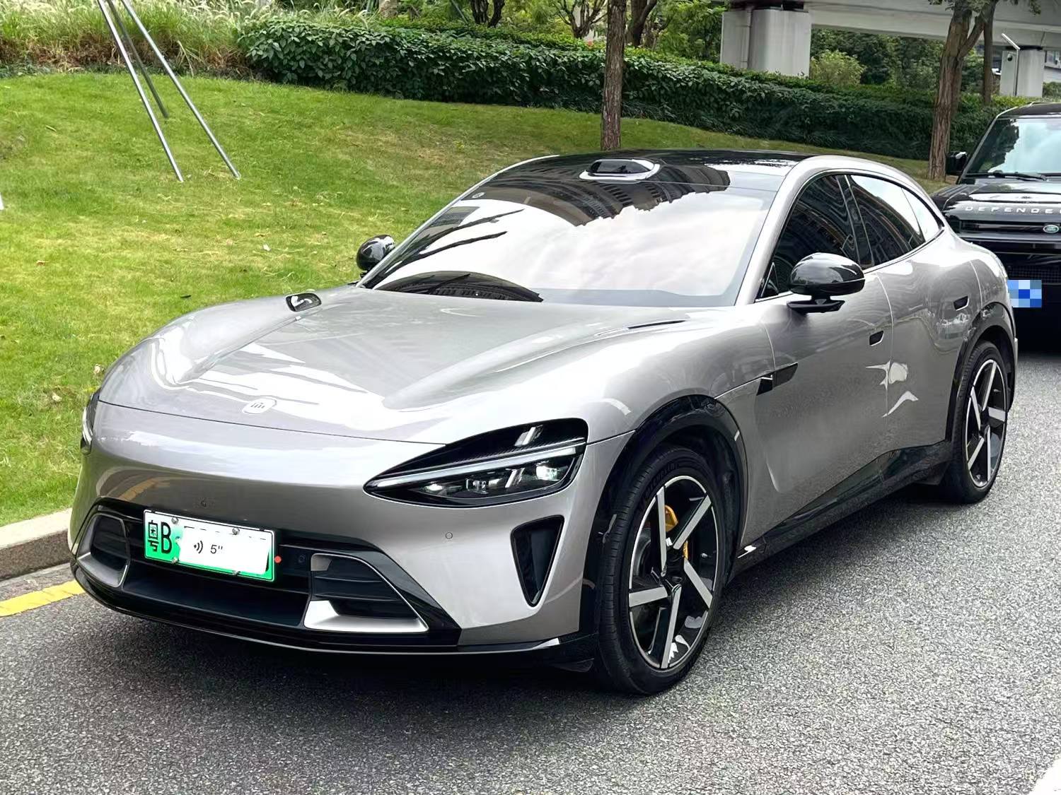 Xiaomi YU7 2025 model with ultra-long battery life, high-performance four-wheel drive Max version and automatic transmission