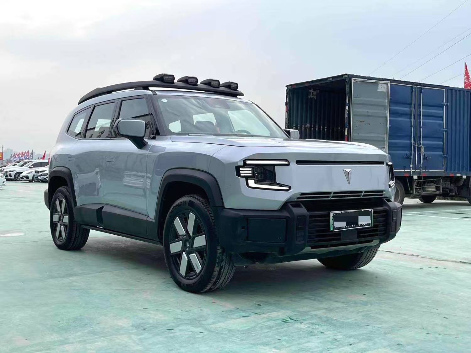 The 2024 Changan Deep Blue G318 four-wheel Drive suspended version with automatic transmission