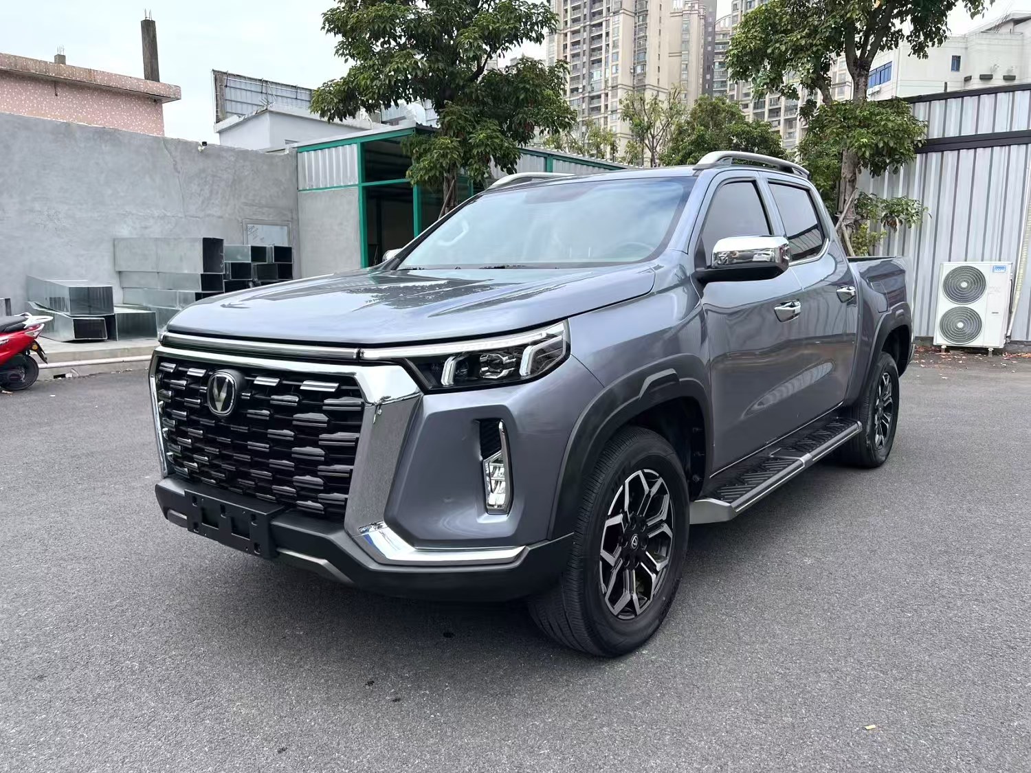 رقم 2023 من الجناح الرئيسي للبنزين الرباعي من طراز Ainulinto 2.0 T.