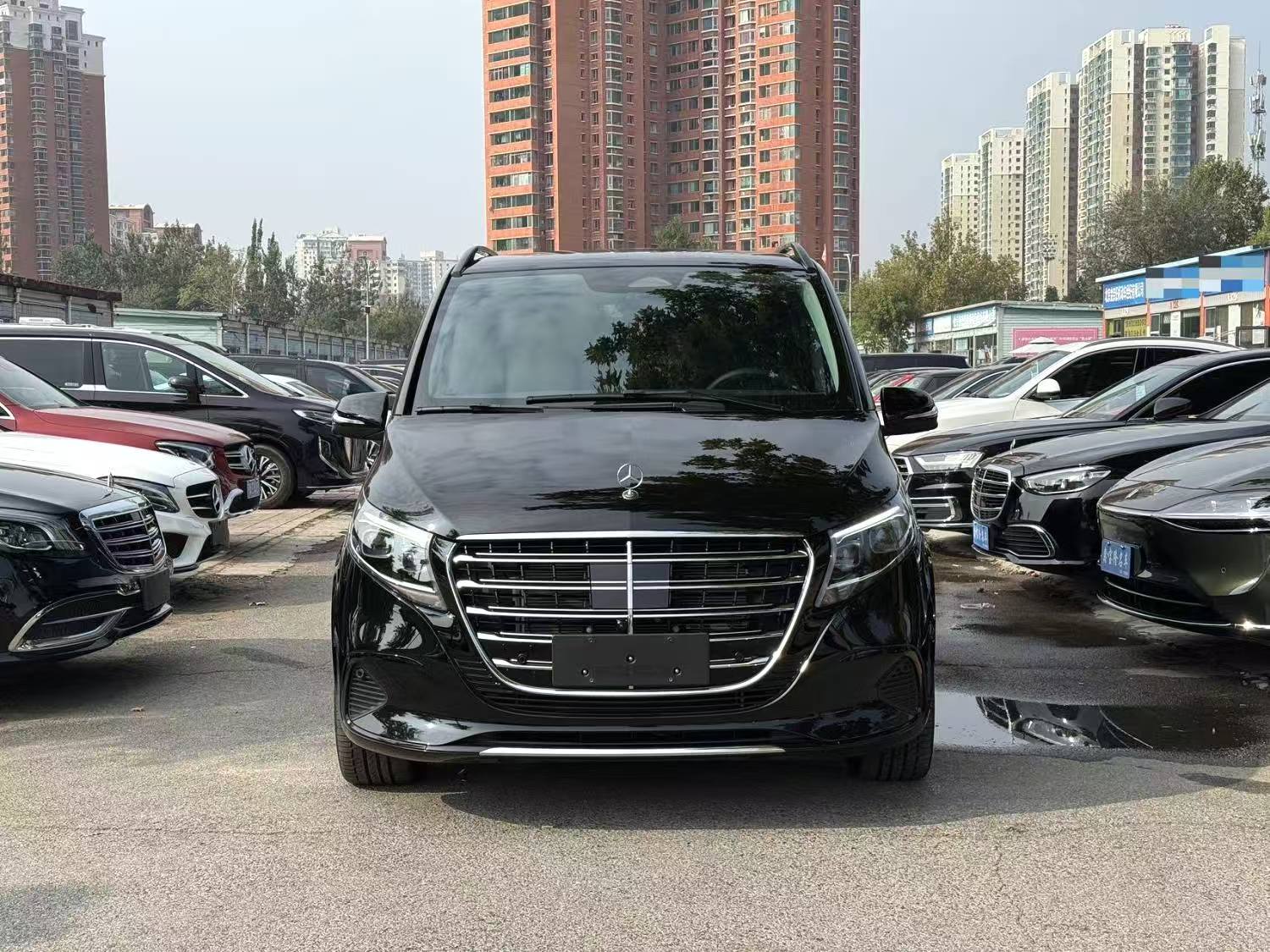 Mercedes-benz V 300L 48V 2.0T Long Wheelbase Luxury Edition 2024 Model