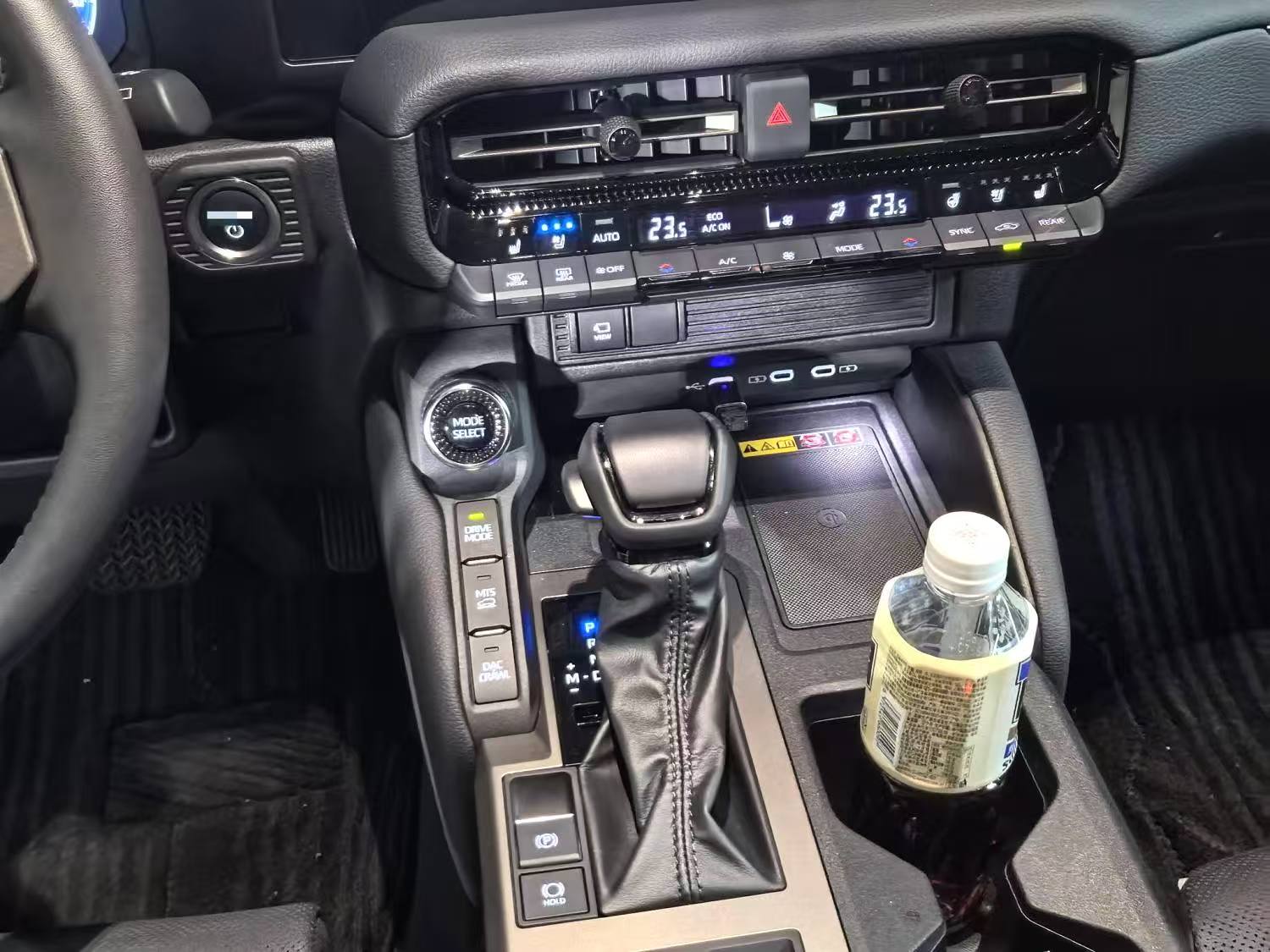 Toyota Prado HEV 2025 model 2.4T welded WX version 5-seat automatic transmission