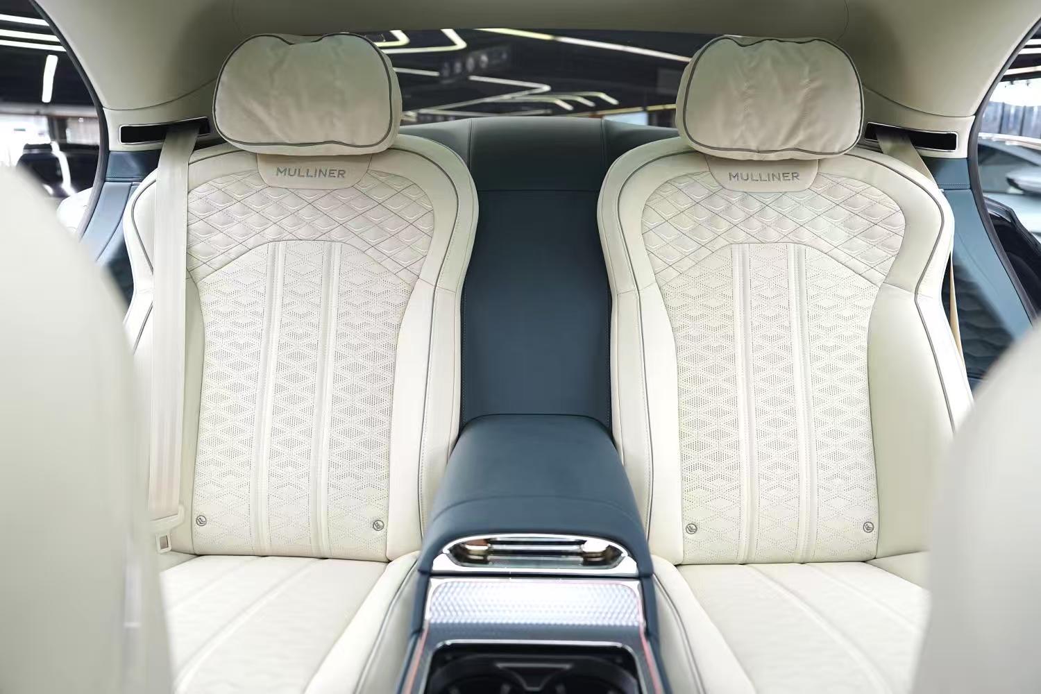 Bentley Flying Spur 2025 V8 Mulliner PHEV 4.0T automatic transmission