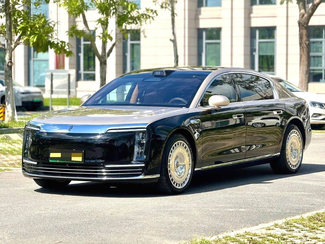 尊界 2025款 尊界S800 星耀行政版4座 自动挡