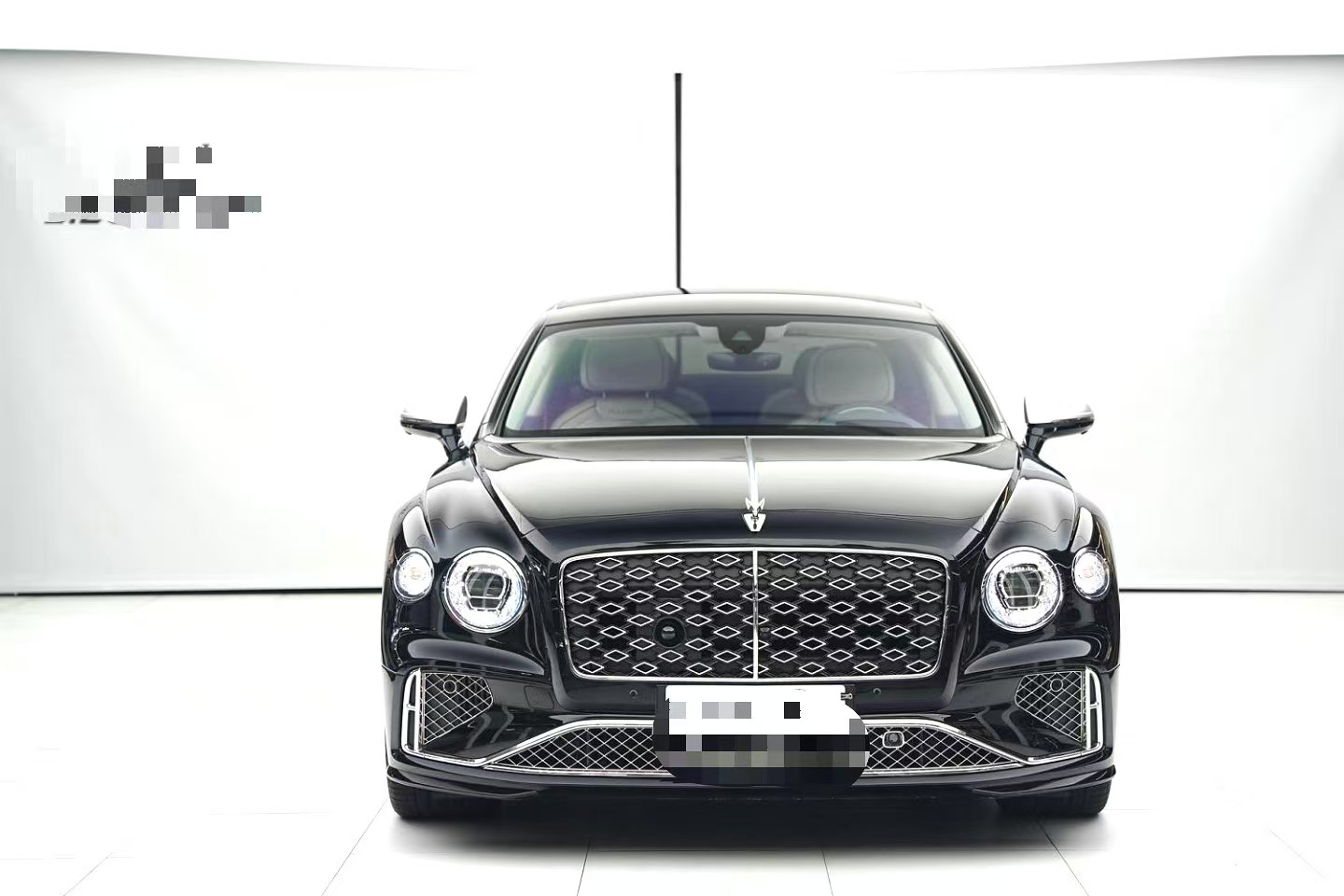 Bentley Flying Spur 2025 V8 Mulliner PHEV 4.0T automatic transmission