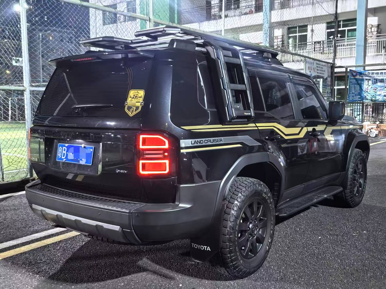 Toyota Prado HEV 2025 model 2.4T welded WX version 5-seat automatic transmission