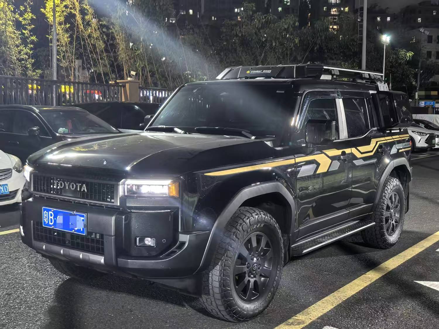 丰田 普拉多 HEV 2025款 2.4T  焊野WX版  5座 自动挡