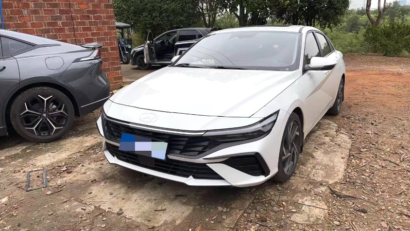 Hyundai 2023 Elantra - Sedan 1.5 Continuously Variable TOP Flagship Edition Automatic Transmission