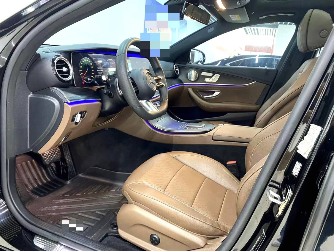 The 2021 Mercedes-Benz E-Class E-300 L 2.0T Sport Luxury Automatic transmission