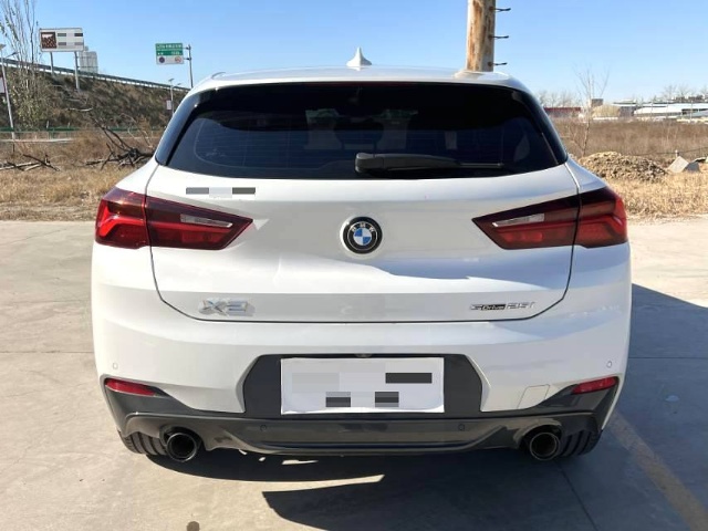 BMW 2023 sDrive25i 2.0T-M спортивная автоблокировка BMW 2023