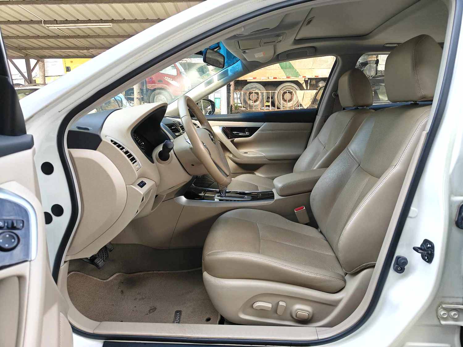 Nissan 2014 Teana 2.0 Continuously Variable XL Upper Technology Edition Automatic Transmission