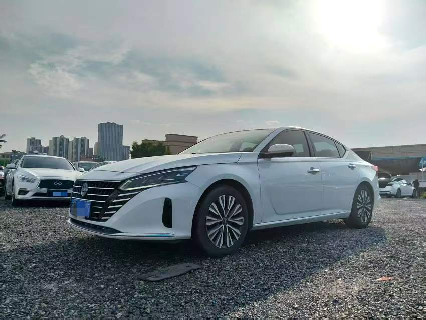 Nissan 2022 Teana 2.0 Continuously Variable XL-TLS Enjoyment Edition Automatic Transmission